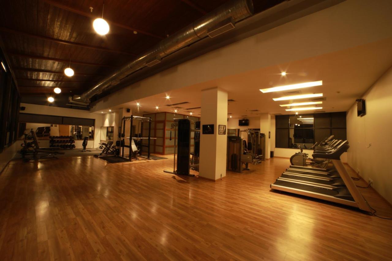 The Vern At Blvd 纳西克 外观 照片