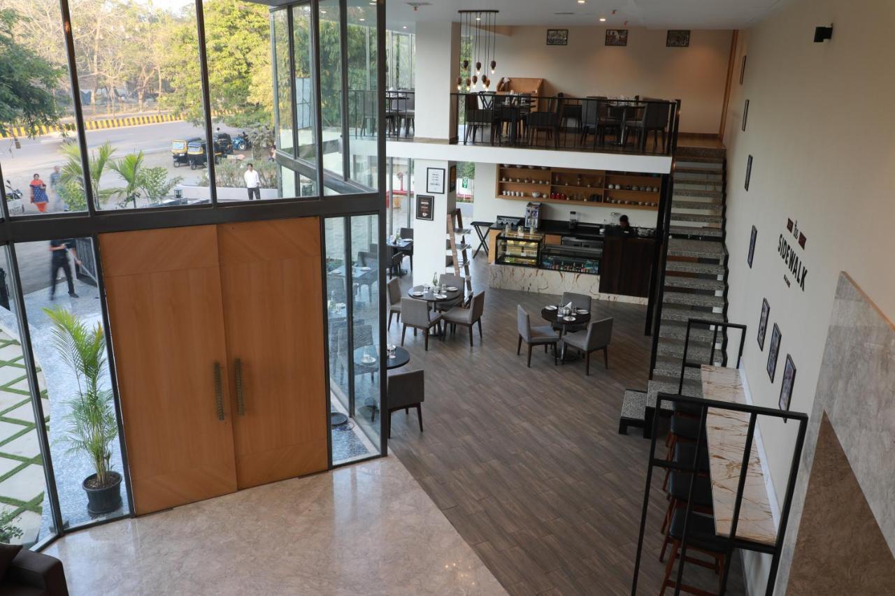 The Vern At Blvd 纳西克 外观 照片
